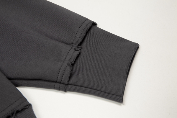 ブランドパーカー着用イメージ